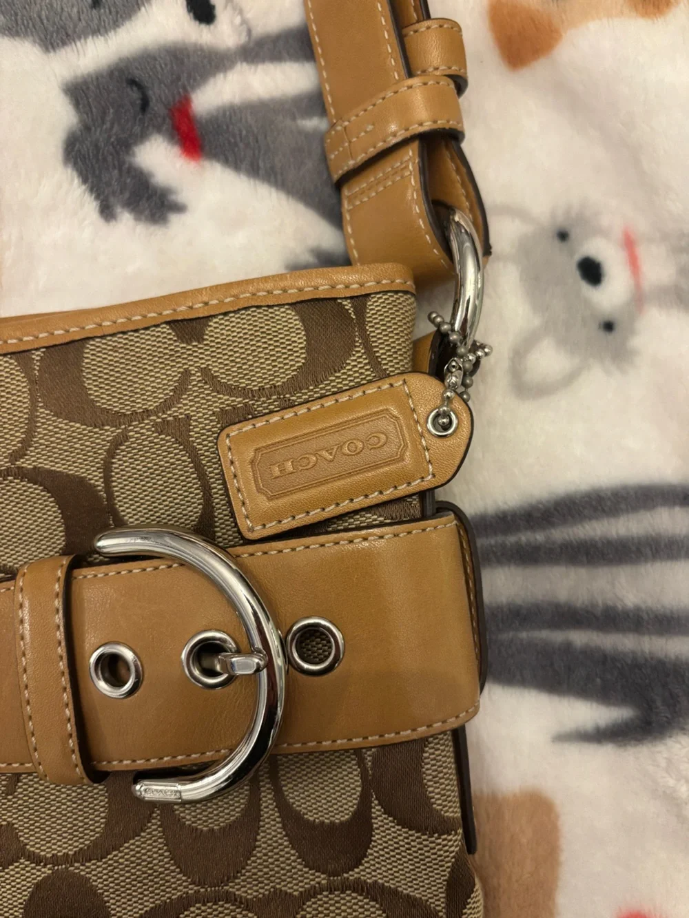 Coach shoulder bag